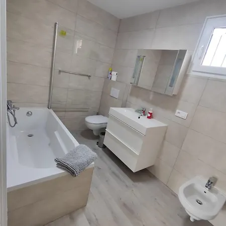 La Perle De Maison Bord De L Etang Animaux Bienvenus Sur Demande *