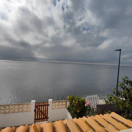 La Perle De Maison Bord De L Etang Animaux Bienvenus Sur Demande Holiday home